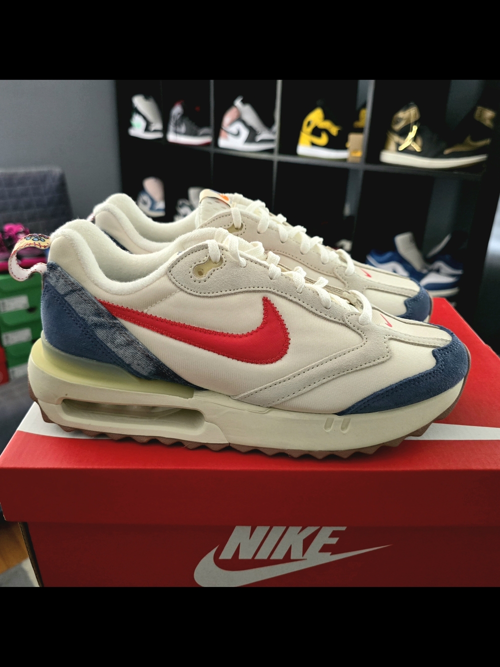 Nike Air Max Dawn Coconut Milk Red Navy